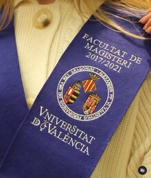 BECA GRADUACIÓN UNIVERSIDAD DE VALENCIA  (por encargo)